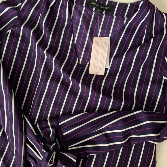 Banana Republic Pinstripe Ribbon Wrist Blouse 🍇 - Picture 4 of 5